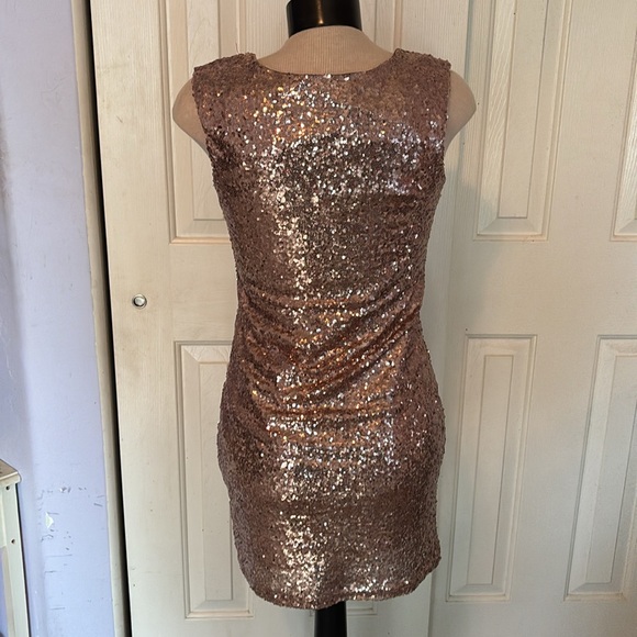 runway paris sequin dress - Picture 2 of 3